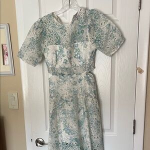 Adelyn Rae Kerry Eyelet printed maxi dress 
Short sleeve cut out waist pastel XS